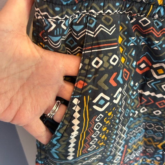 Cactus Man Ricky Singh Abstract Stretch Drawstring Shorts Men’s Size Large - Picture 4 of 7